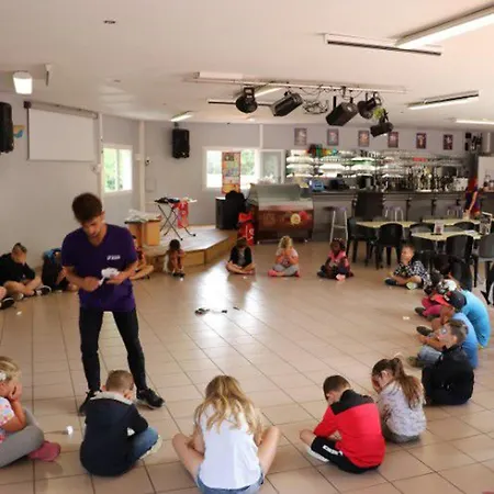 Mobil 3 Avec Terrasse - 7 Personnes - Api-1-52-519 Кемпинг Бретиньоль-сюр-Мер