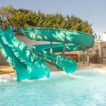 Кемпинг Mobil 3 Avec Terrasse - 7 Personnes - Api-1-52-519