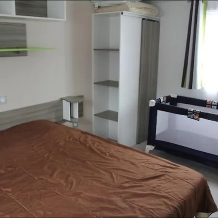 Кемпинг Mobil 3 Avec Terrasse - 7 Personnes - Api-1-52-519 Бретиньоль-сюр-Мер