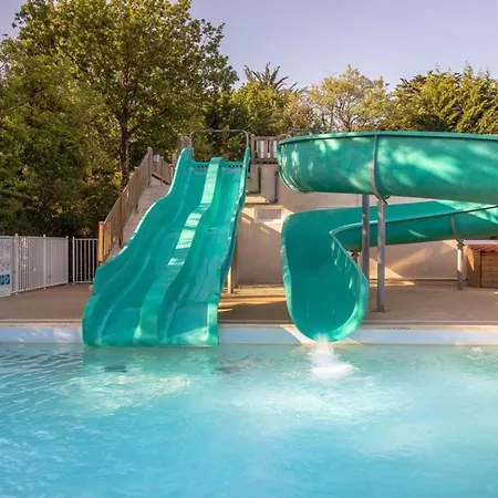 Mobil 3 Avec Terrasse - 7 Personnes - Api-1-52-519 Кемпинг