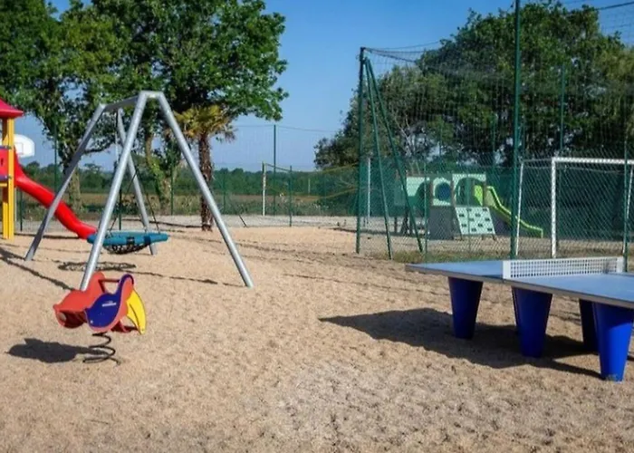 Mobil 3 Avec Terrasse - 7 Personnes - Api-1-52-519